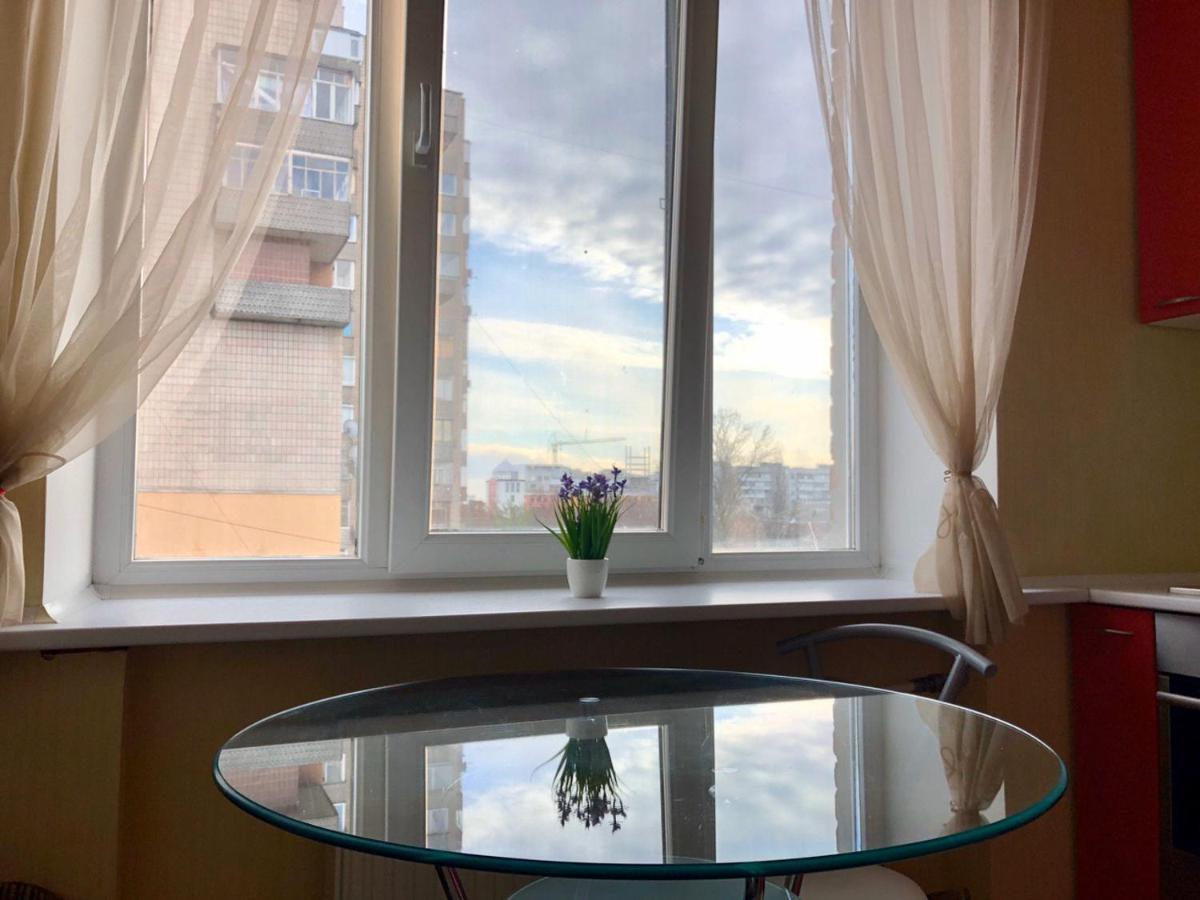 Apartment In The Center Cherkasy Exterior photo